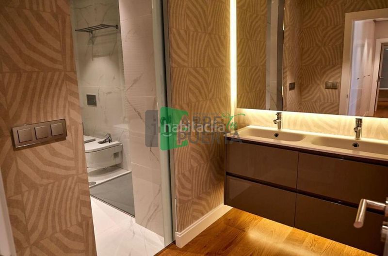 Foto 80d50680-e987-4bd3-8fbe-ac255c16439e. Piso en Centro Ourense