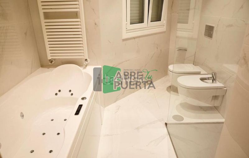 Foto ecbb0284-1ae3-434d-8987-18ff4dcda3a7. Piso en Centro Ourense