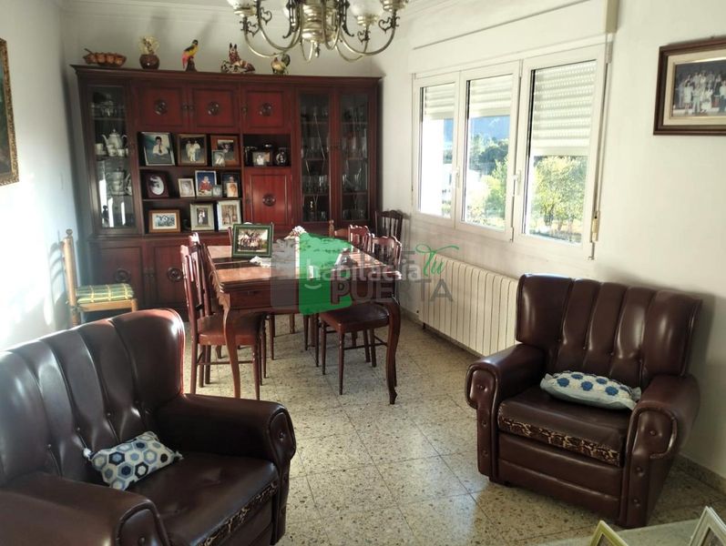Foto 2f110f4f-4937-42d3-a48e-c6b0e3f902b1. Casa amb calefacció a San Rosendo Ourense