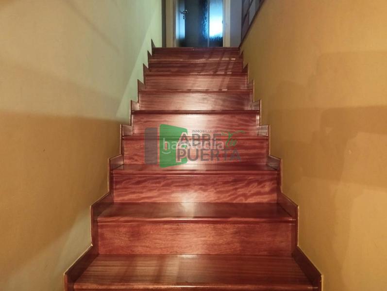 Foto f36be1fd-e86e-45ba-b1a4-3acb6545f7ab. Casa adosada en Coles