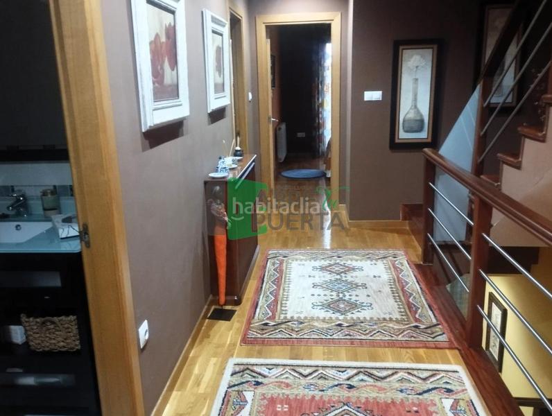 Foto f3f1c382-5f13-47b9-9ae6-7e7c15dfdb27. Casa adosada en Coles