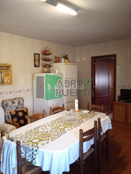 Foto 0efd0c02-4eef-47a1-bdd7-dc0438808422. Chalet en Calvos de Randín