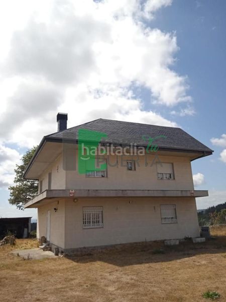 Foto dd75dc93-e5ad-4538-91fc-9605fa5d908e. Chalet en Calvos de Randín