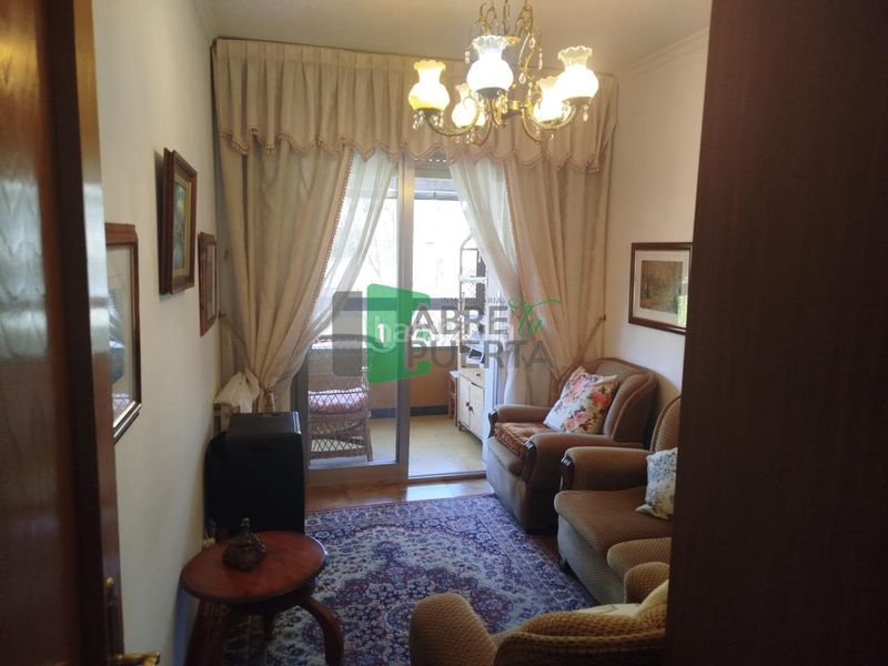 Foto 4565cb40-3e0c-4945-b828-0bb4f9aeed31. Pis amb calefacció aparcament a Ventiun Ourense