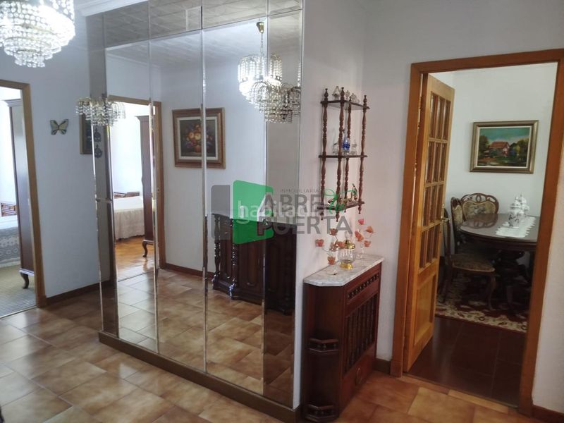 Foto 5797c9eb-7273-441e-9670-5fb7db91a286. Pis amb calefacció aparcament a Ventiun Ourense