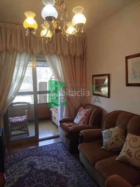 Foto 7c996fed-a381-4afd-a3f8-d28b05e65642. Pis amb calefacció aparcament a Ventiun Ourense