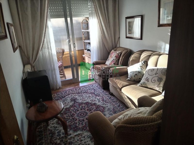 Foto d7f27176-88fd-451f-84db-adcc2ef2e8ff. Pis amb calefacció aparcament a Ventiun Ourense