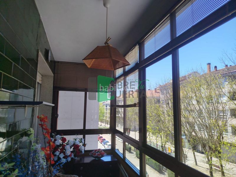 Foto ef5515ac-f2c9-48e1-818c-60650a8345f2. Pis amb calefacció aparcament a Ventiun Ourense