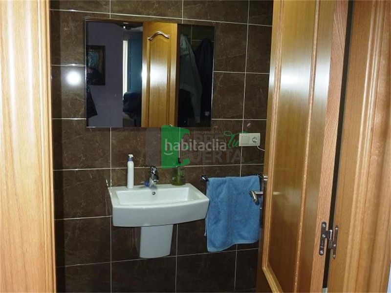 Foto 07eb7ca1-39c4-4f67-9d7a-b5058d236285. Piso en Centro Ourense