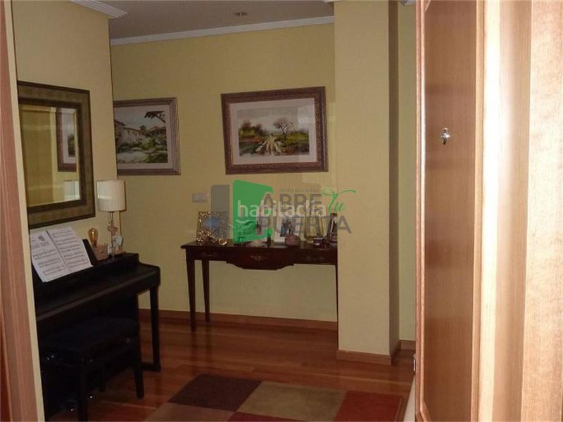 Foto fbbce306-7922-44d5-8f14-831aec866a5b. Piso en Centro Ourense