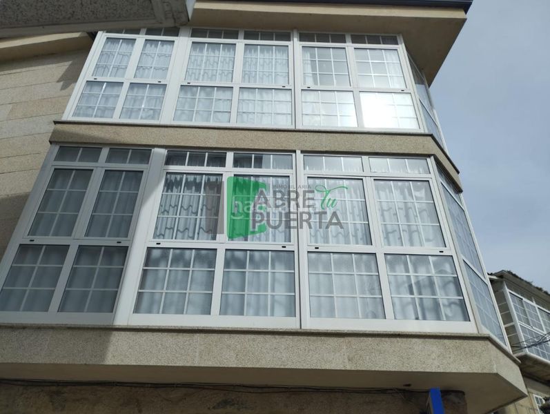 Foto d1e1dfd8-0068-476a-96ef-c0e460569cd8. Edifici a Pobra de Trives (A)