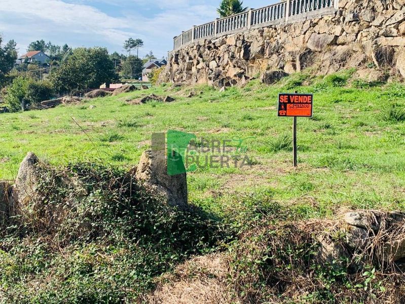 Foto bc5310dc-e683-4929-9ad4-641748f1b793. Finca rústica en Ventiun Ourense