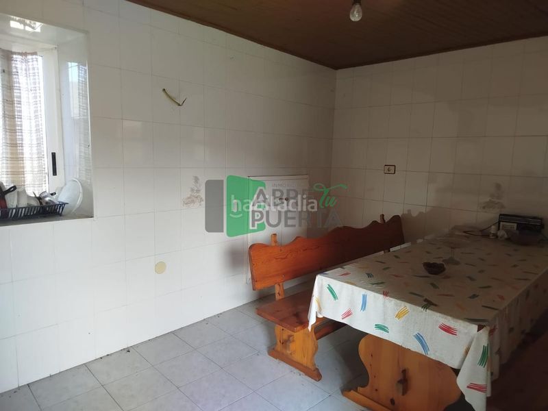 Foto a9eeb592-d1c9-45dd-a301-f82a576510aa. Casa en Vilamarín