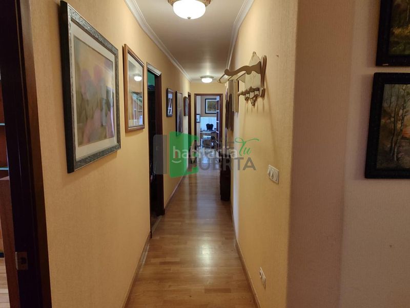 Foto 5d0f14aa-e892-485c-b0fc-1d3ee76a2c63. Piso en Centro Ourense