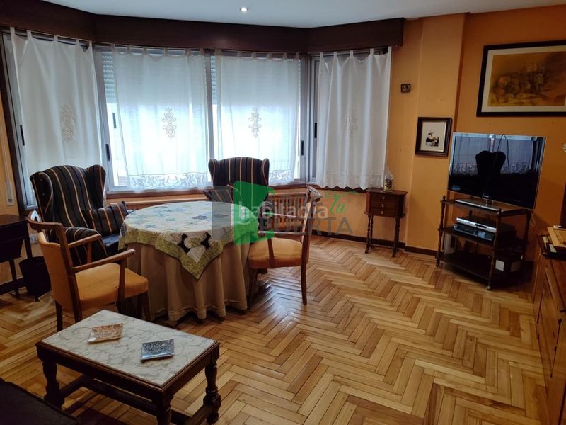 Foto 62fd1ca6-2461-4036-85ab-4b53feb97f28. Piso en Centro Ourense