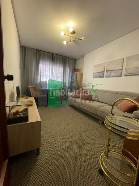 Foto 5be16f22-dabc-4882-9782-cbdb103dd024. Pis amb calefacció a Centro Ourense