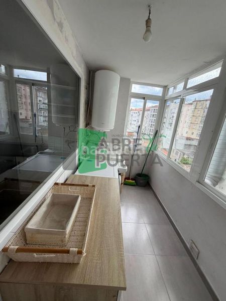 Foto 28964241-ef11-4f60-bba5-a6ca6a0f45e8. Piso en Centro Ourense