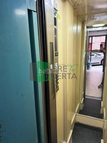 Foto 5fcbf8f8-e4b5-4f90-9811-15ad9fd6a5aa. Piso en Centro Ourense
