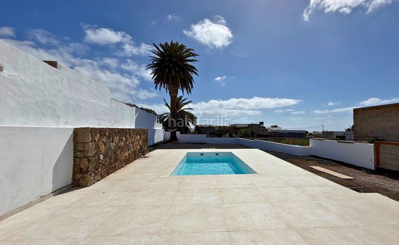 Foto 30cc3db8-bf66-477e-8fbb-20db7f9e6b15. Xalet amb aparcament piscina a Máguez Haría