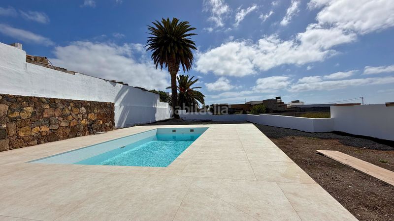 Foto c3db0f74-034c-4138-b87a-9746568f9803. Xalet amb aparcament piscina a Máguez Haría