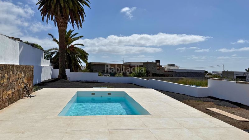 Foto f6ef9a46-97c2-43bc-9ea8-22cc9b655473. Xalet amb aparcament piscina a Máguez Haría