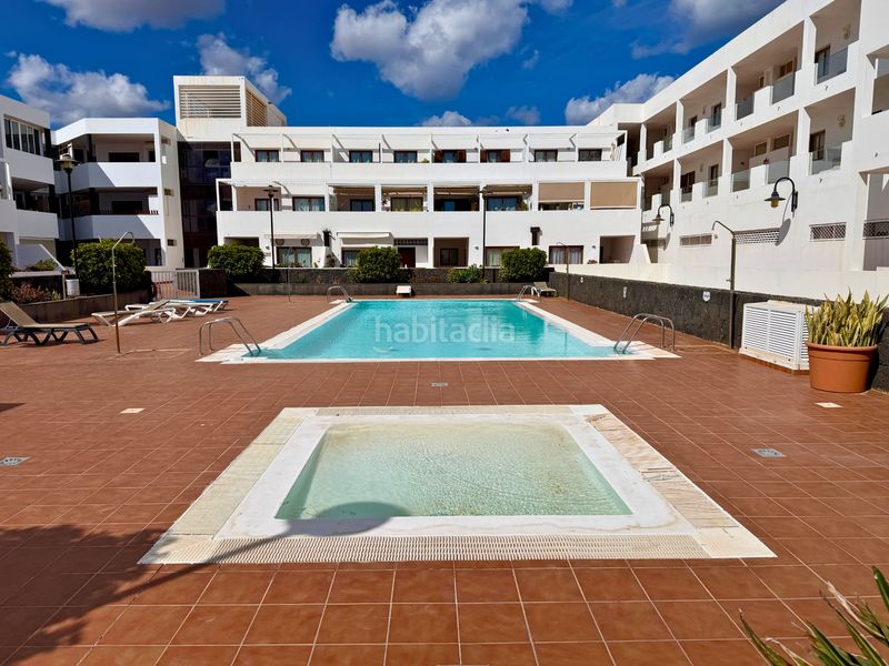 Foto b487300f-7dd0-4382-b32c-b92573d7e49c. Xalet amb aparcament piscina a costa Teguise Teguise