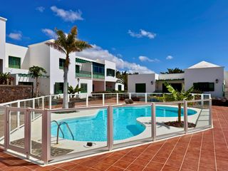 Appartement à Costa Teguise. Amplio piso en costa teguise