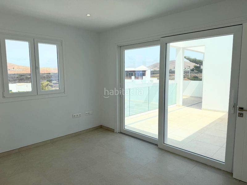 Foto b3e58a45-c5dc-49e8-b708-b4f3f9d13a00. Xalet amb aparcament piscina a Tahiche Teguise