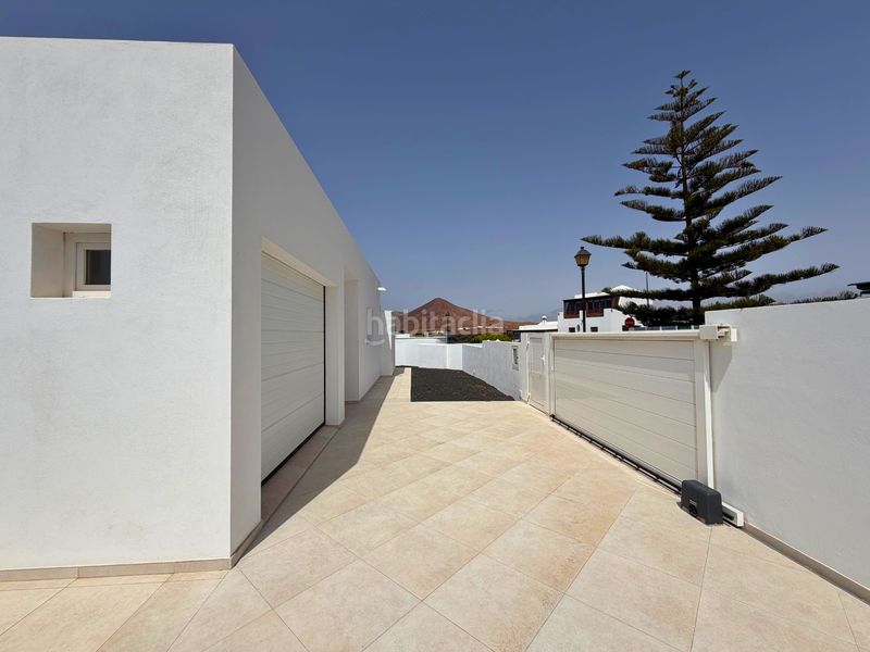 Foto bce346bc-0fe1-4b60-9abf-c96e85486b2a. Xalet amb aparcament piscina a Tahiche Teguise