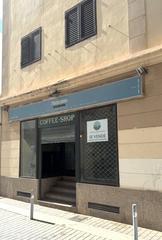 Local commercial à Calle garcía de hita 22. ¡gran oportunidad de negocio en el centro de arrecife!