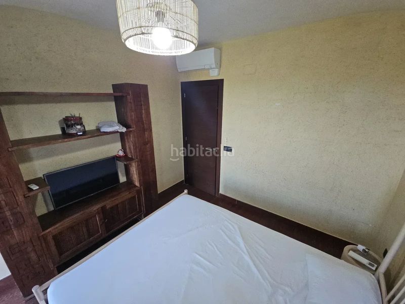 Foto 6c72a7cb-c758-4eed-ac01-9286f2682e95. Casa amb aparcament piscina a Canyelles Lloret de Mar