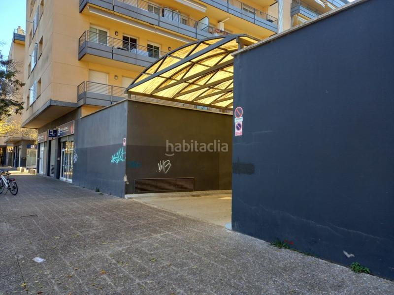 Foto 0dc50011-cc20-4fc3-9c9a-4b126f8a9cb7. Aparcament cotxe a Palau Girona