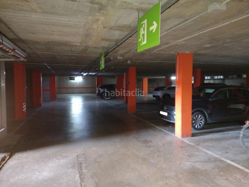 Foto 3ad97923-38fc-4bb4-9c6a-a29c1fd4747c. Aparcament cotxe a Palau Girona