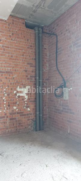 Foto 0ecc4b76-49ad-4cfa-b596-d9e1621b9640. Local comercial a Eixample Sud-Migdia Girona
