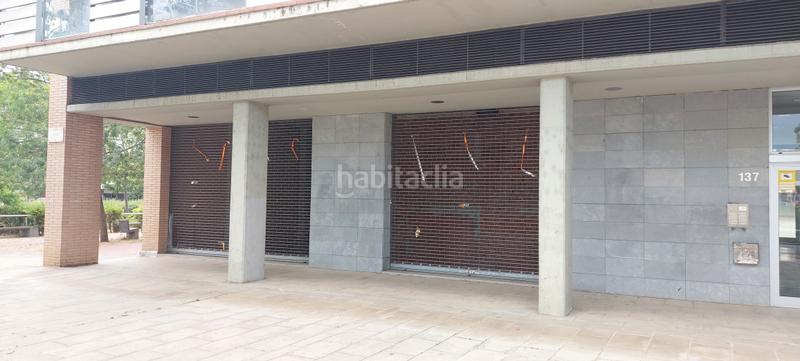 Foto 1080e1fc-f4eb-4b29-bac1-0bde2cb48f0d. Local comercial a Eixample Sud-Migdia Girona