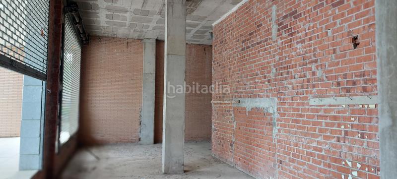 Foto 85474157-8f63-4336-ac01-62d7a0e5aba2. Local comercial a Eixample Sud-Migdia Girona