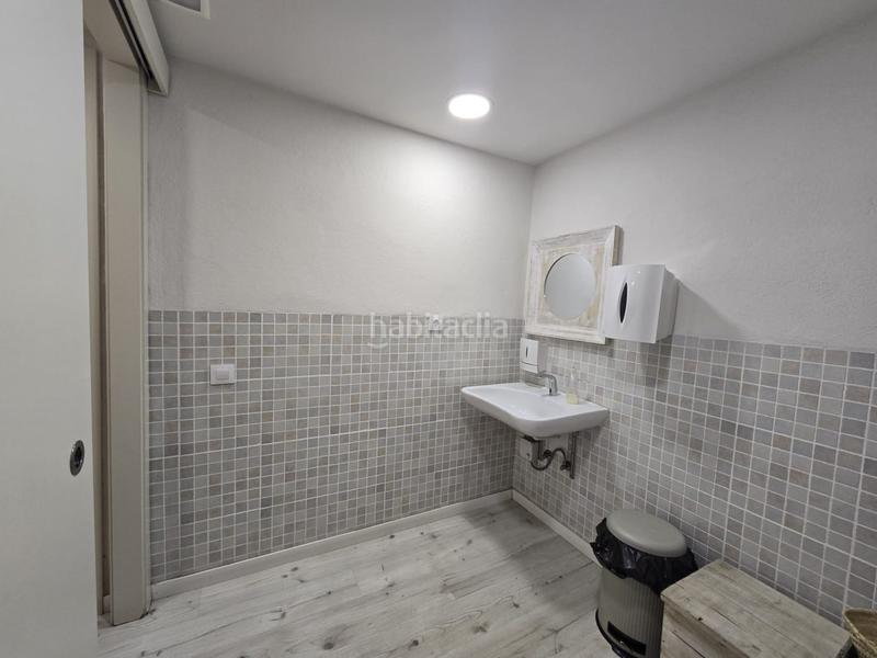 Foto 89e38158-e0a6-4f12-88a8-833e9de71eb5. Traspaso local comercial traspàs de gelateria a leixample oportunitat única! en Girona