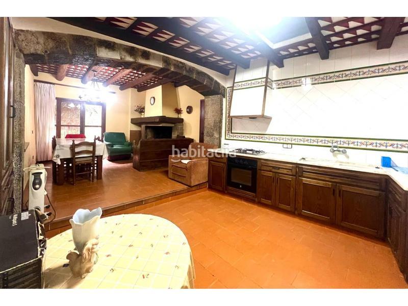 Foto f1fa51ef-58f0-427f-abed-62fbbbe09474. Country house in Amer