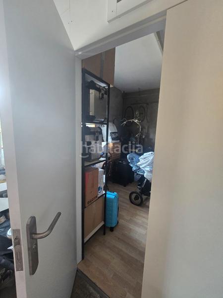 Foto 9ff53a65-8e40-44d7-8a31-5e29843b2ea9. Local commercial dans Anglès