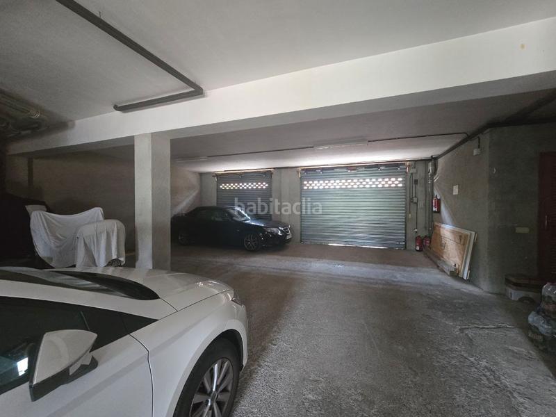 Foto c375a156-8ae8-40d9-8666-0e6cca3641a2. Local commercial dans Anglès