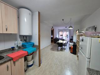 Appartement à Sant Narcis. Inversió intelligent a girona pis llogat de 2 dormitoris amb ren