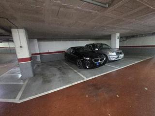 Lloguer Aparcament cotxe a La Devesa. Parking a la devesa