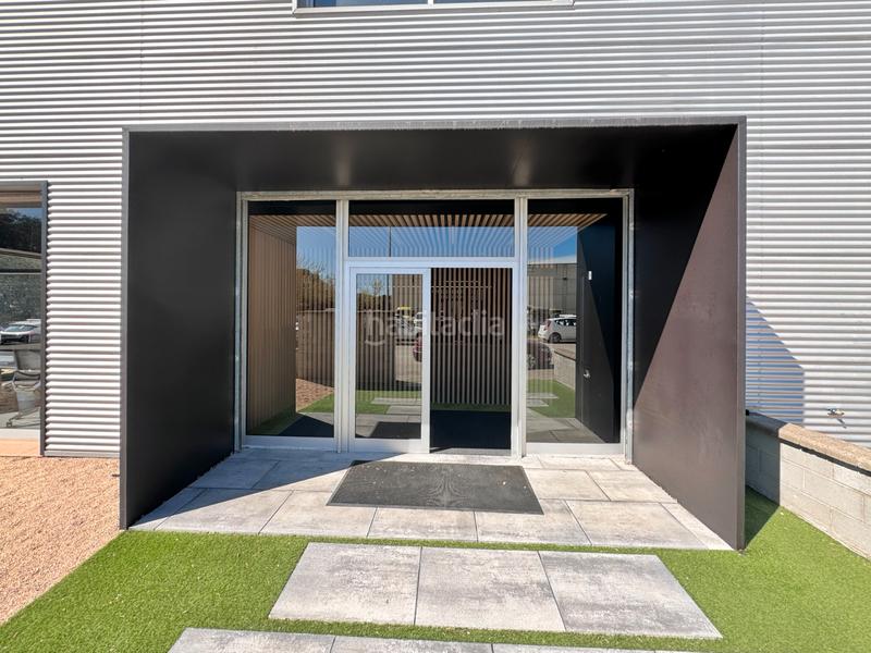 Foto b5696fba-0c7e-4da2-9438-549676a939f5. Nau industrial a Domeny Girona