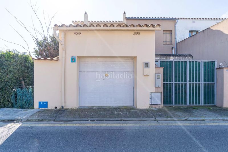 Foto 356f5a47-9e7e-441e-bbe5-465a7cec708b. Casa aparellada amb aparcament a Puigmal - Mas Nou Empuriabrava