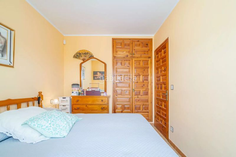 Foto a77d2693-dfee-4f99-b5c4-0a9cce311972. Casa aparellada amb aparcament a Puigmal - Mas Nou Empuriabrava