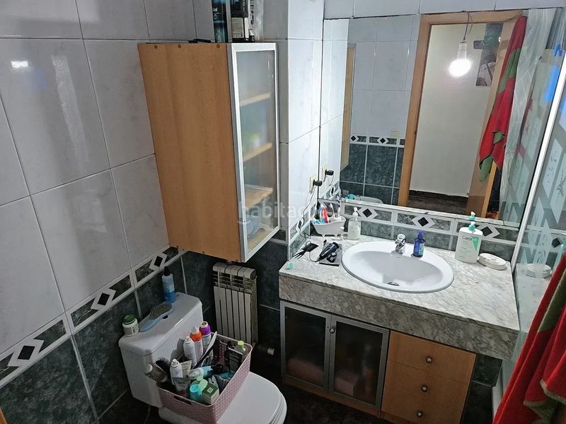 Foto e059c2ff-e111-496d-8bbb-d68ab87bcced. Pis a Centre Salt