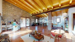 Casa in Piles (Les)