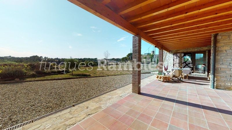 Foto 93f9f755-adef-4c74-9055-b778e7173df4. Haus mit heizung in Piles (Les)