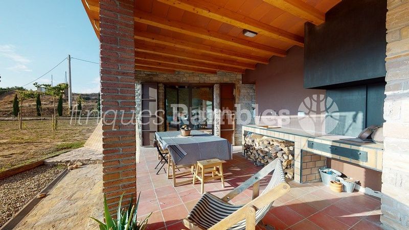 Foto feb3558f-ce0a-46ca-b356-80b9ac5cc41f. Haus mit heizung in Piles (Les)