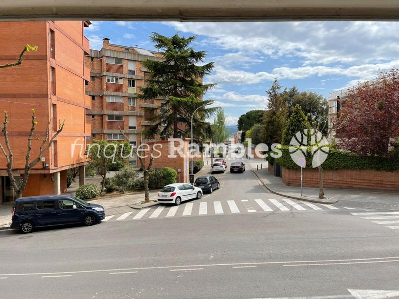 Foto bd80e0c9-242d-4a14-96cb-14d9ed5732d9. Location bureau avec chauffage dans Poble Sec Igualada